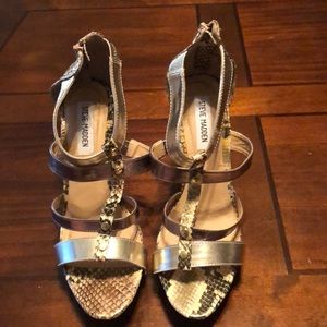 Steve Madden Alligator Heels